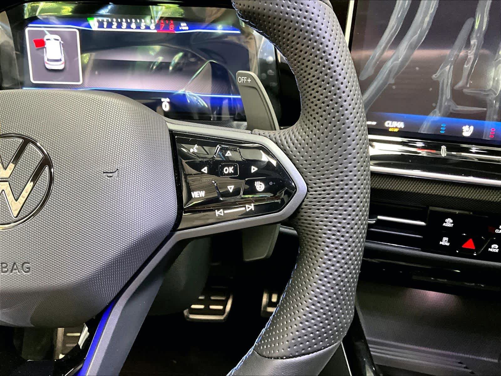New 2026 Volkswagen Golf image 9