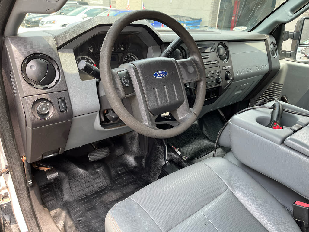Used 2012 Ford F350 XL w/ Snow Plow Prep Pkg AWD/4WD image 7