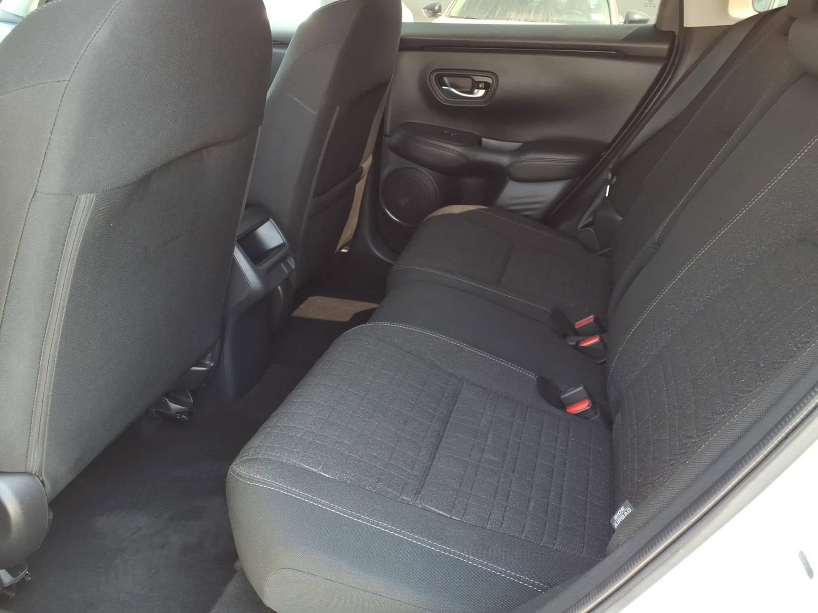 Used 2023 Honda HR-V LX image 11