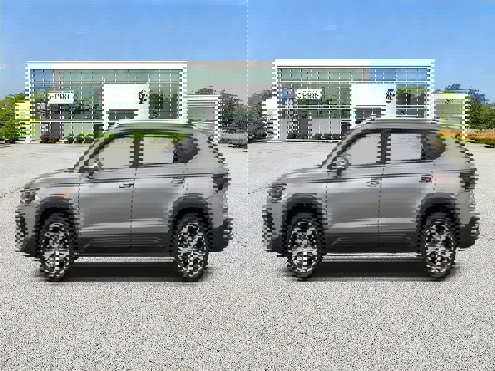 New 2026 Volkswagen Taos SEL image 6