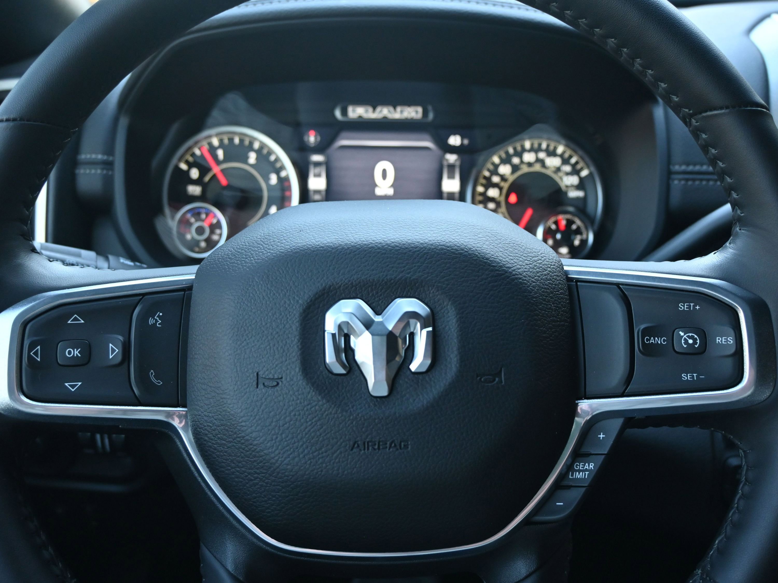 Used 2024 RAM 3500 Laramie w/ Night Edition image 33