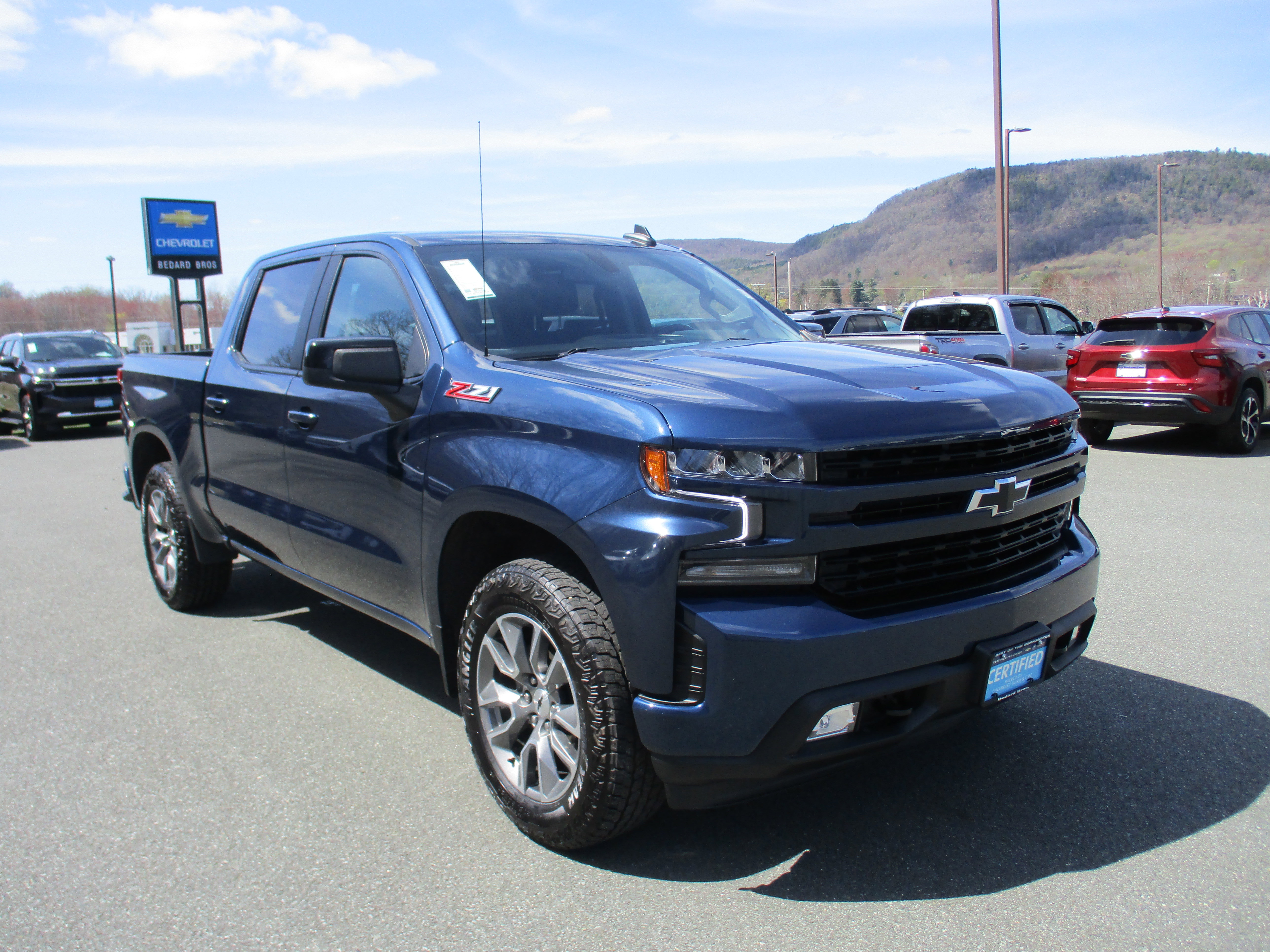 Certified 2022 Chevrolet Silverado 1500 RST w/ Z71 Off-Road Package image 3