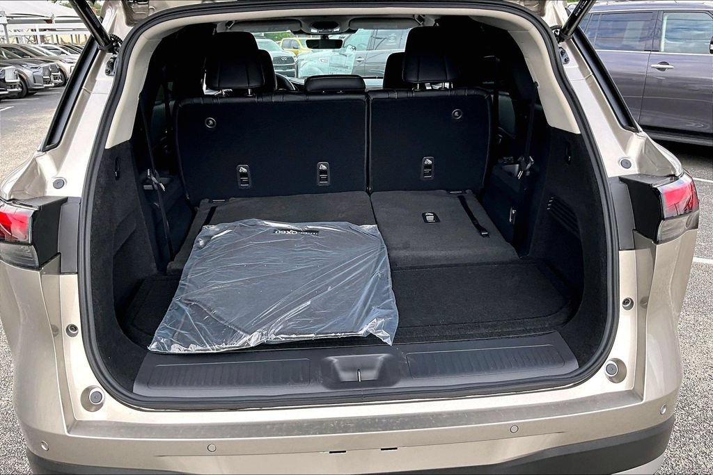 New 2026 INFINITI QX60 Luxe w/ Cargo Package FWD image 33