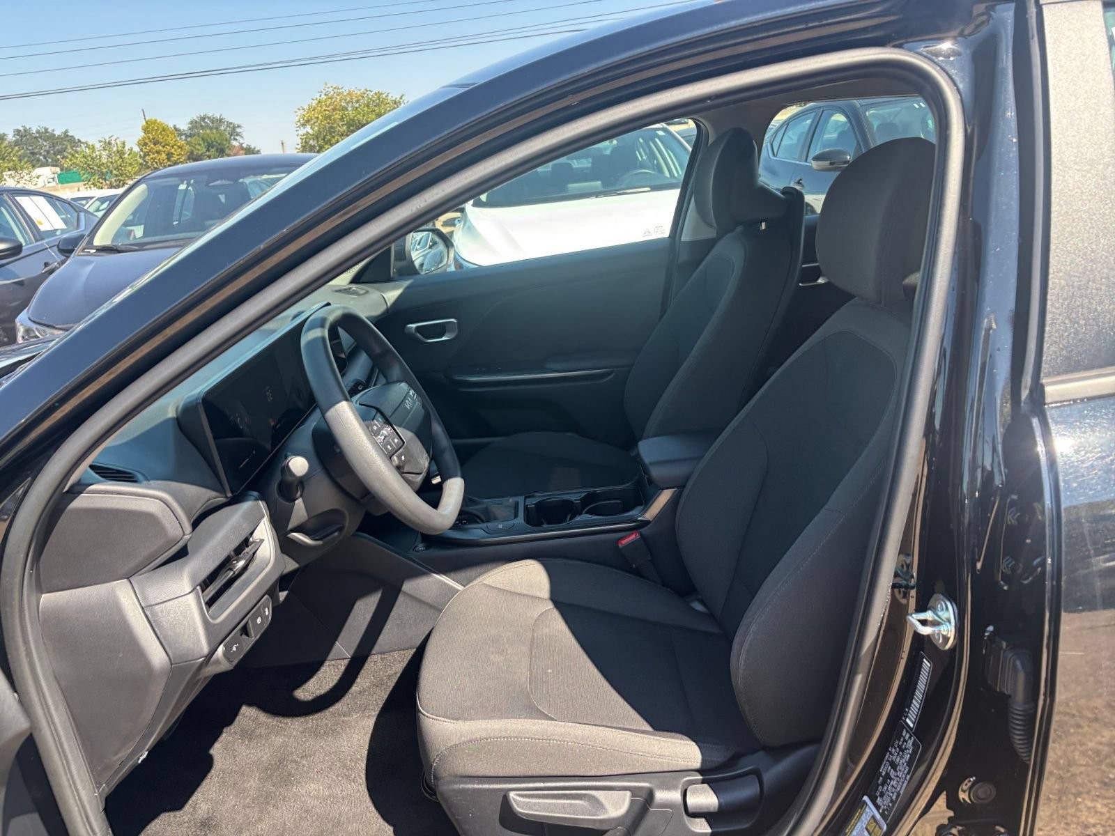 Used 2026 Kia K4 FWD image 25