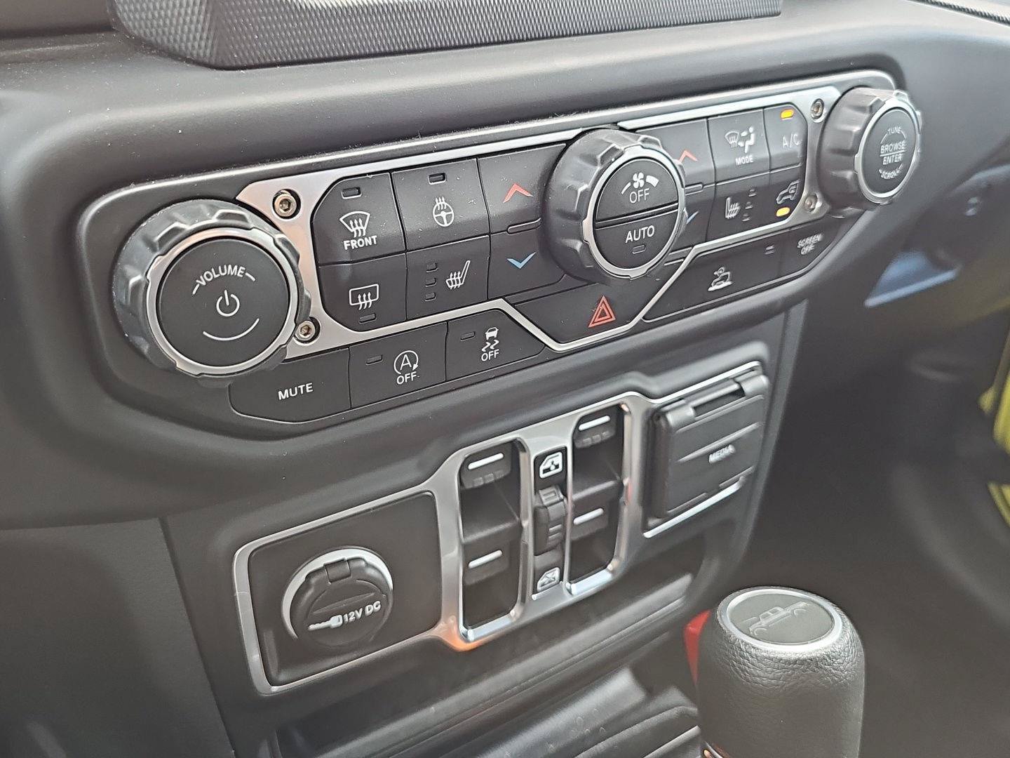 Used 2023 Jeep Gladiator Sport AWD/4WD image 20