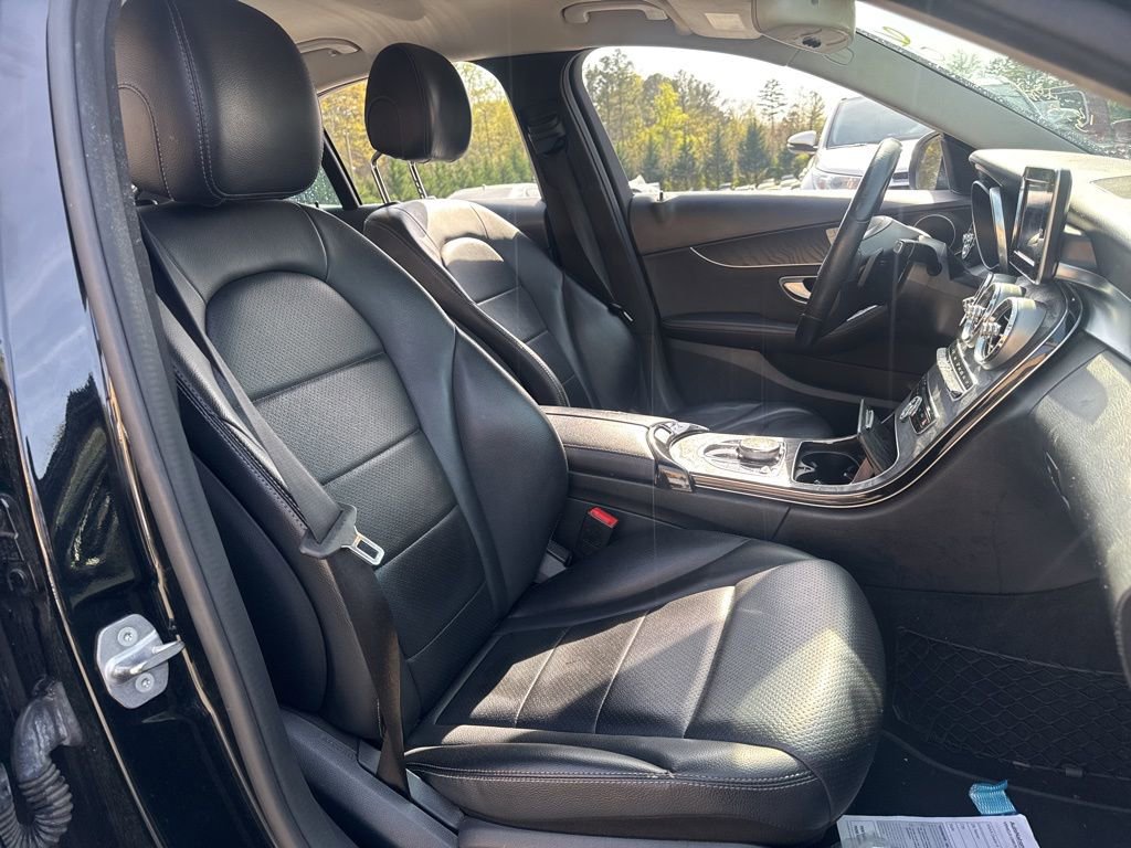 Used 2017 Mercedes-Benz C 300 Sedan image 10