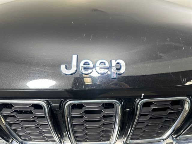 Used 2023 Jeep Grand Cherokee 4WD 4xe image 9