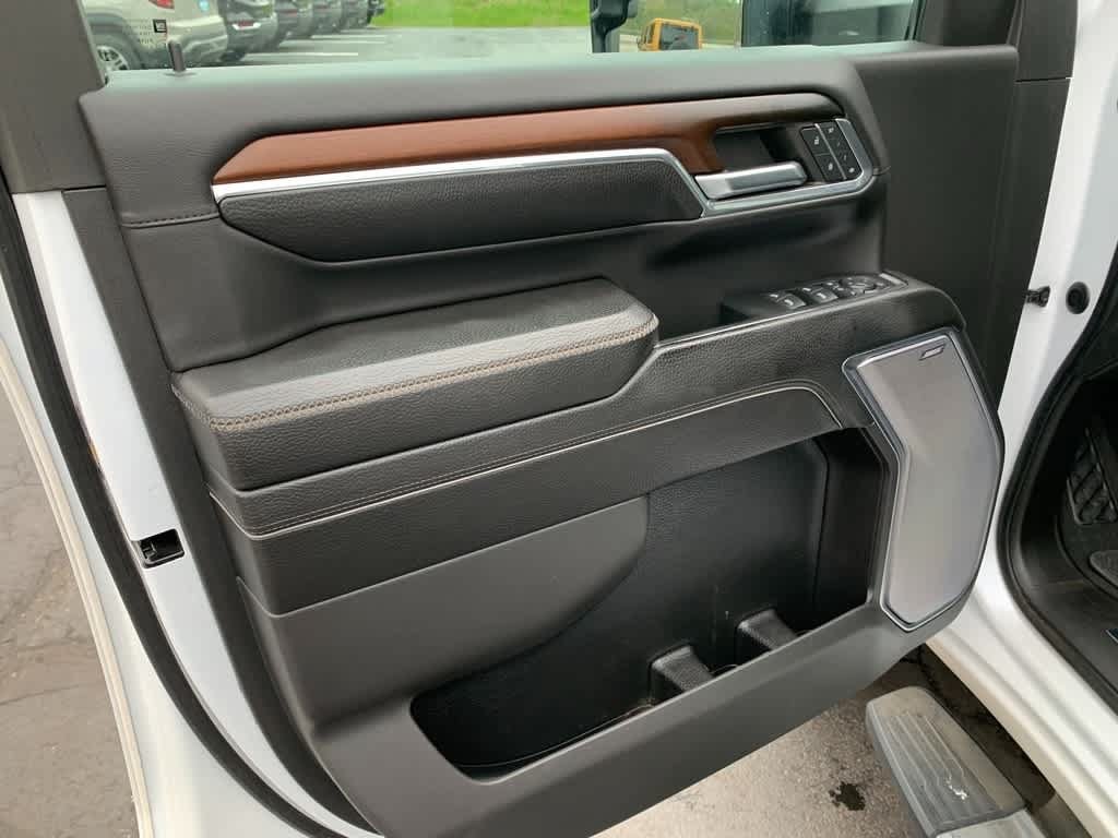 Certified 2024 GMC Sierra 2500 Denali w/ Denali Reserve Package AWD/4WD image 15