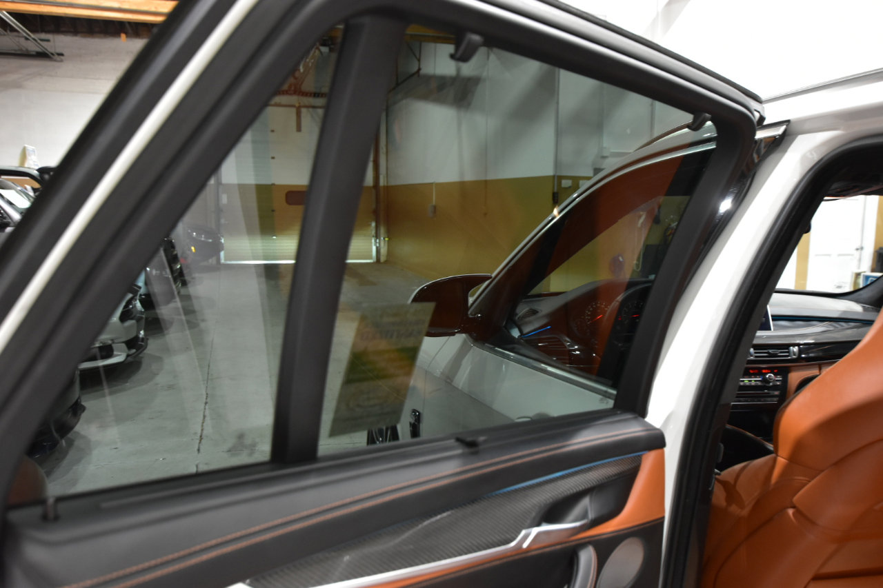 Used 2016 BMW X5 M image 54