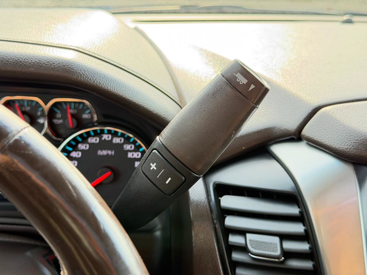 Used 2018 Chevrolet Suburban LT image 87