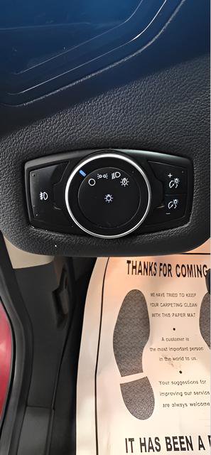 Used 2016 Ford Escape SE w/ Equipment Group 201A FWD image 12