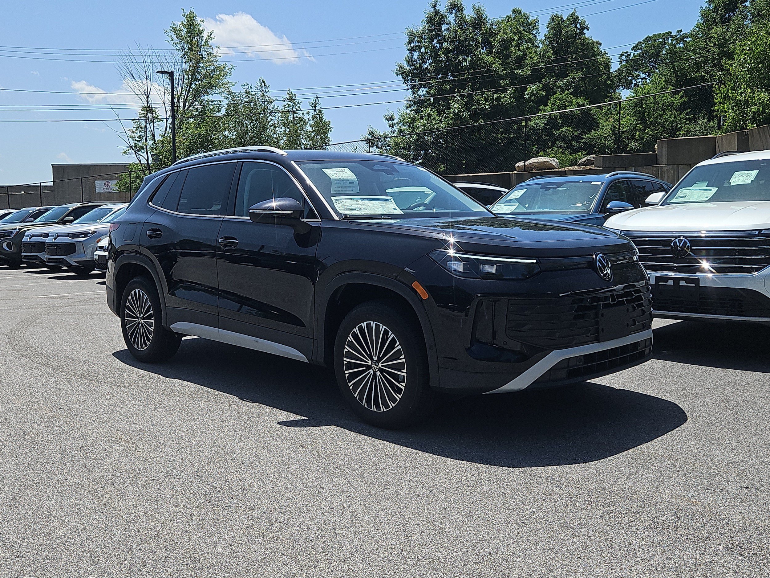 New 2026 Volkswagen Tiguan S AWD/4WD image 1