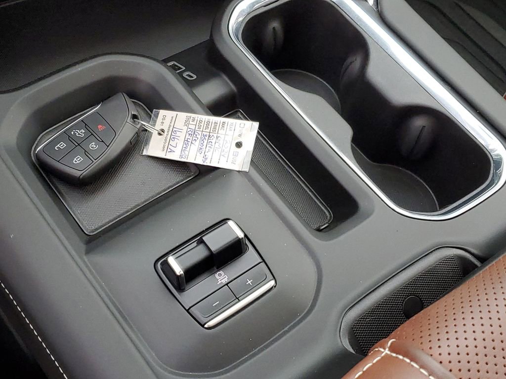 Used 2024 GMC Sierra 3500 Denali Ultimate image 23