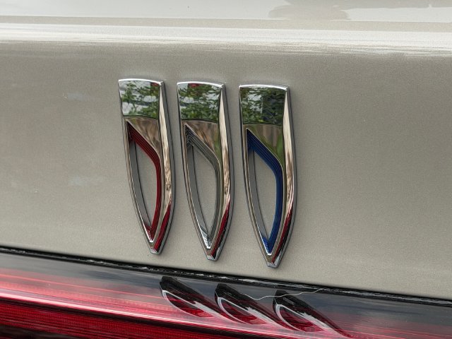New 2027 Buick Enclave Sport Touring FWD image 9