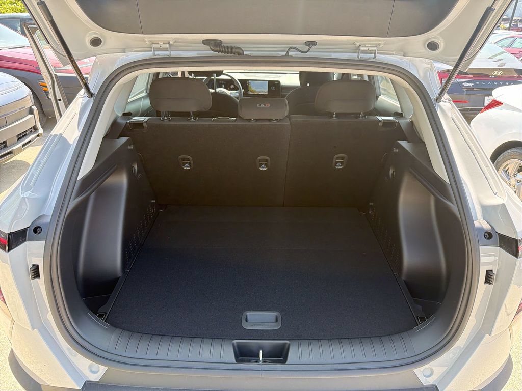 New 2026 Hyundai Kona SE AWD/4WD image 17