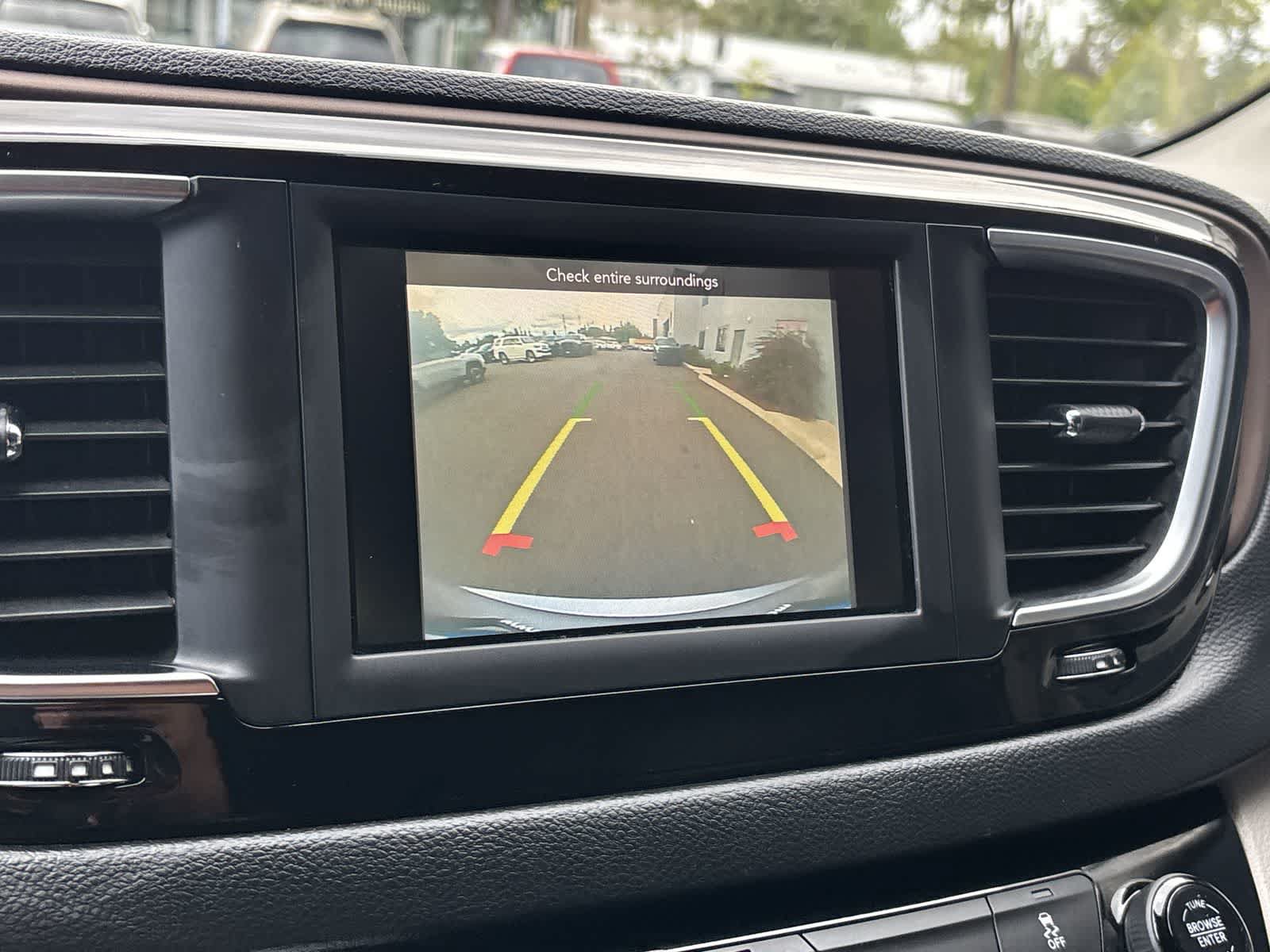 Certified 2020 Chrysler Voyager Lxi FWD image 22