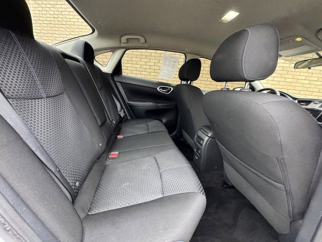 Used 2019 Nissan Sentra SR w/ Exterior Package image 13