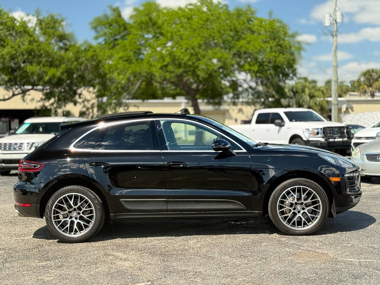 Used 2015 Porsche Macan S AWD/4WD image 10