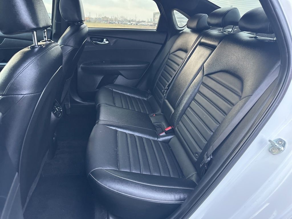 Used 2022 Kia Forte GT-Line w/ GT-Line Premium Package image 14