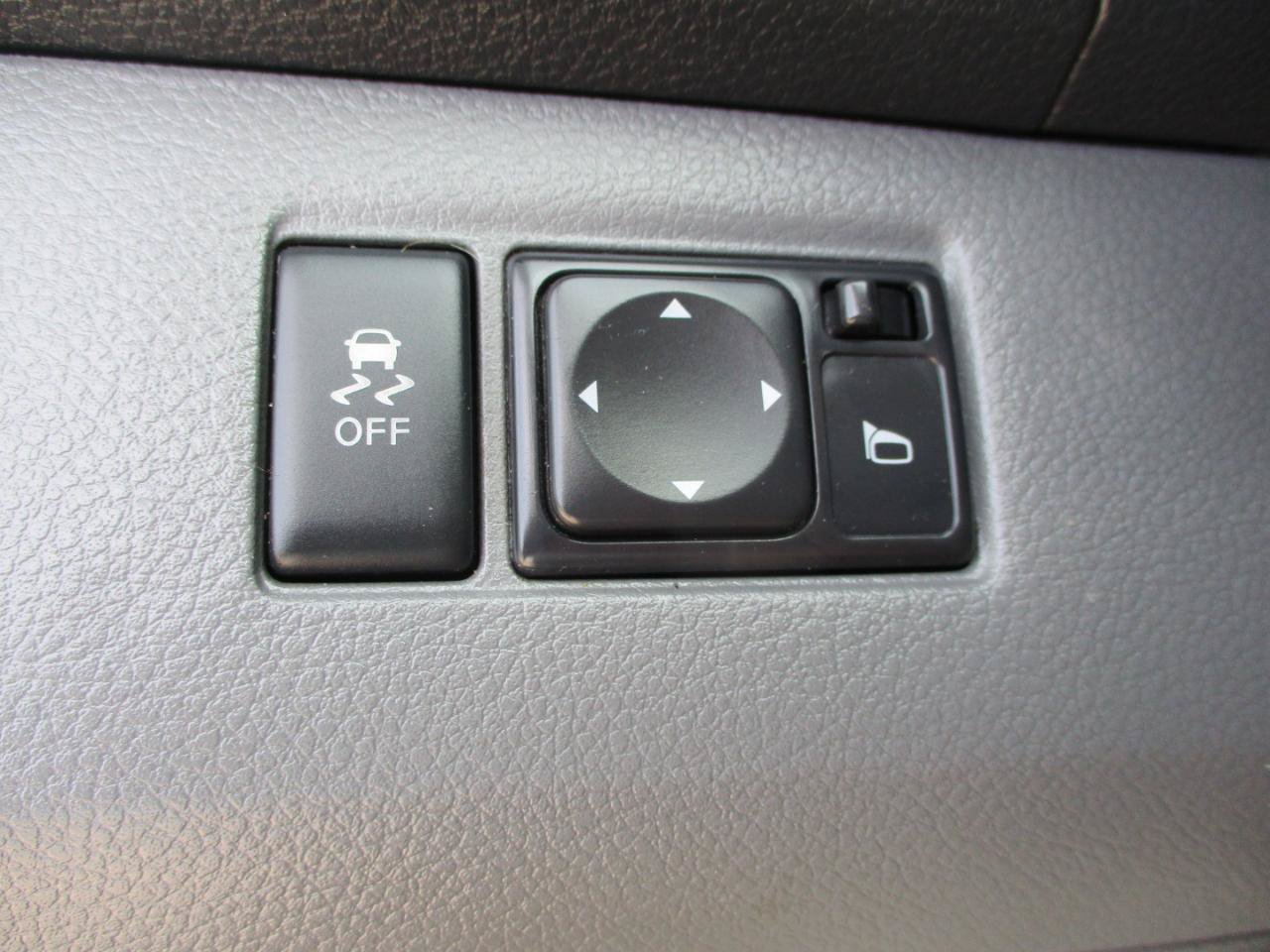 Used 2015 Nissan NV200 SV w/ Back Door Glass Package FWD image 28