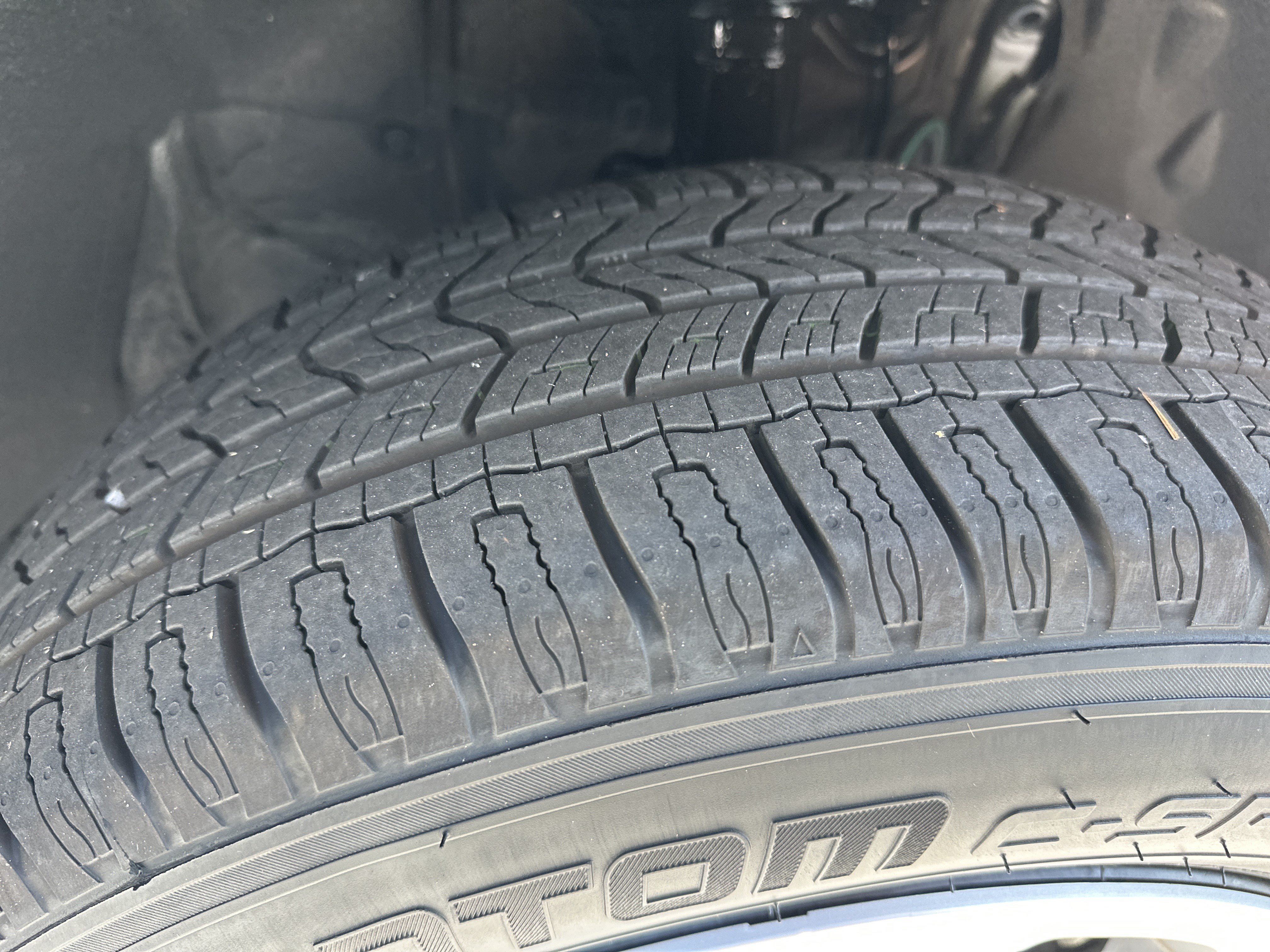 Certified 2024 Toyota RAV4 LE FWD image 12