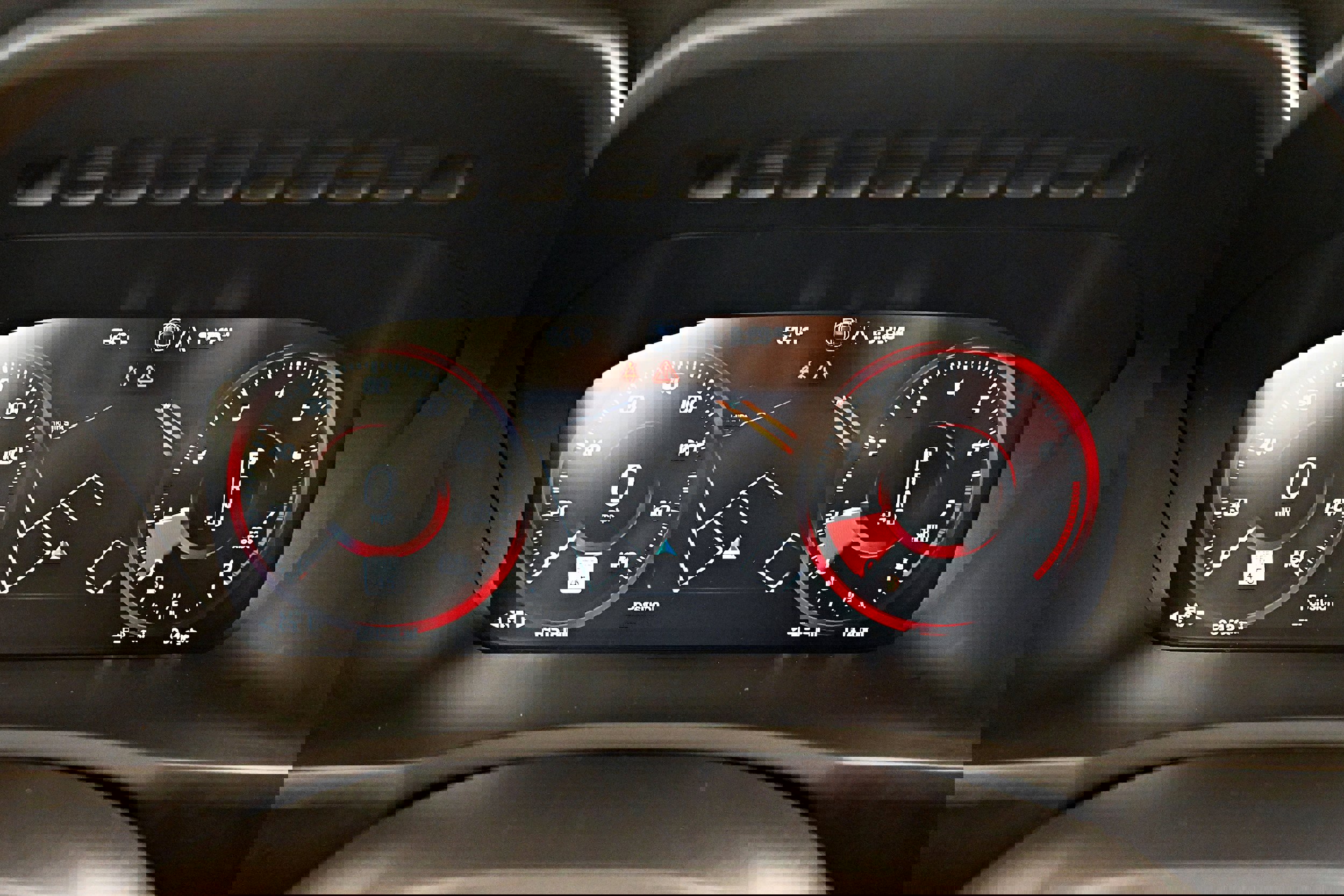 Used 2022 Volvo XC90 T6 Momentum w/ Climate Package image 7