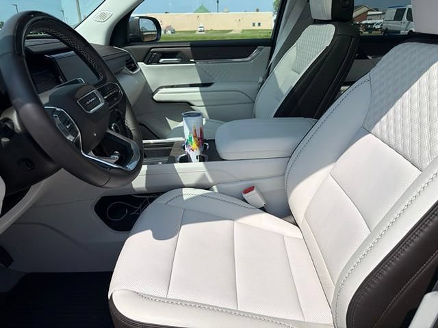 Used 2026 GMC Acadia Denali w/ Super Cruise Package AWD/4WD image 5