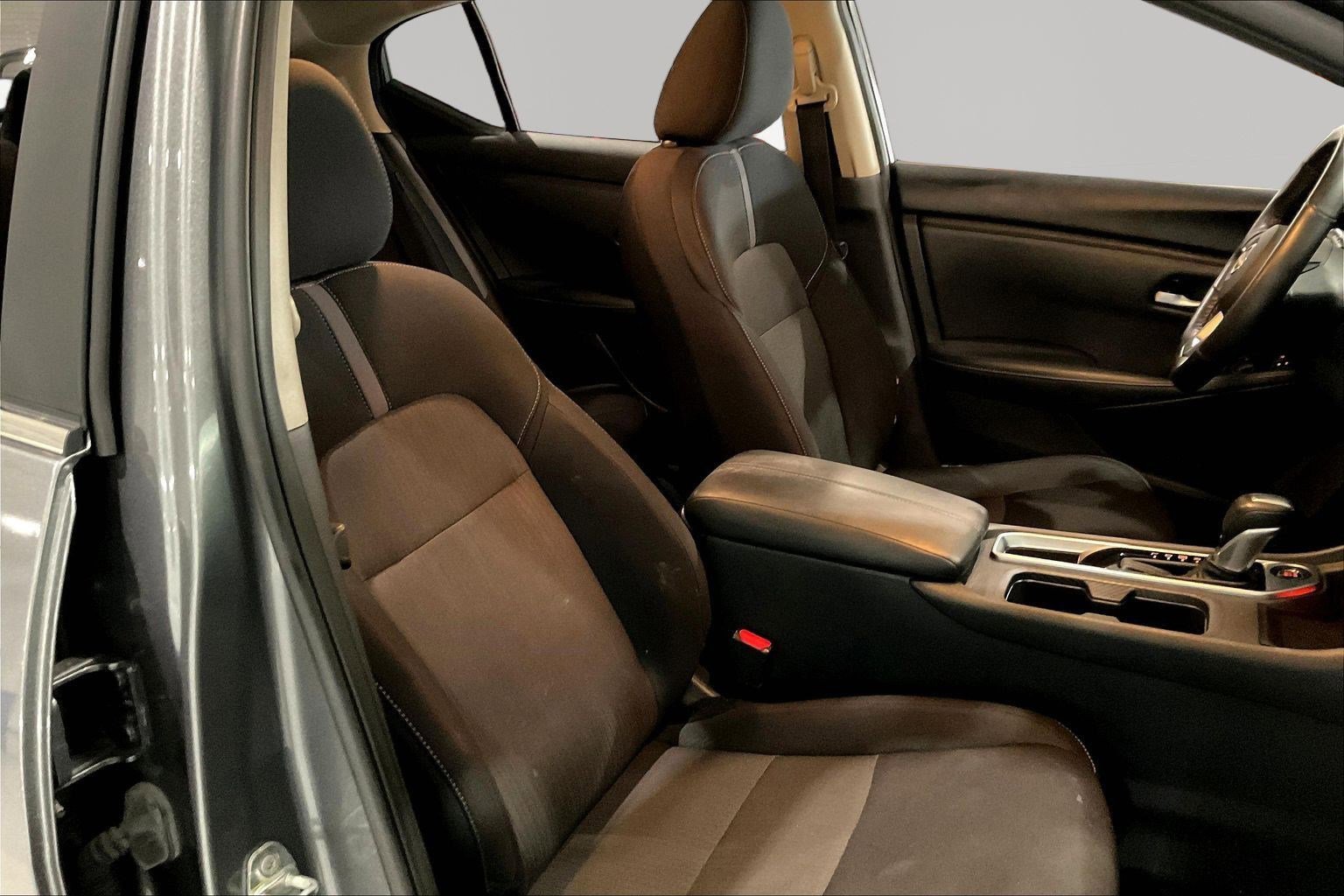 Used 2024 Nissan Sentra SV w/ All-Weather Package FWD image 28
