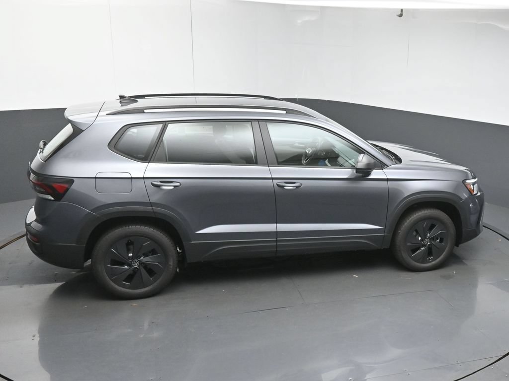 Used 2025 Volkswagen Taos SE FWD image 49