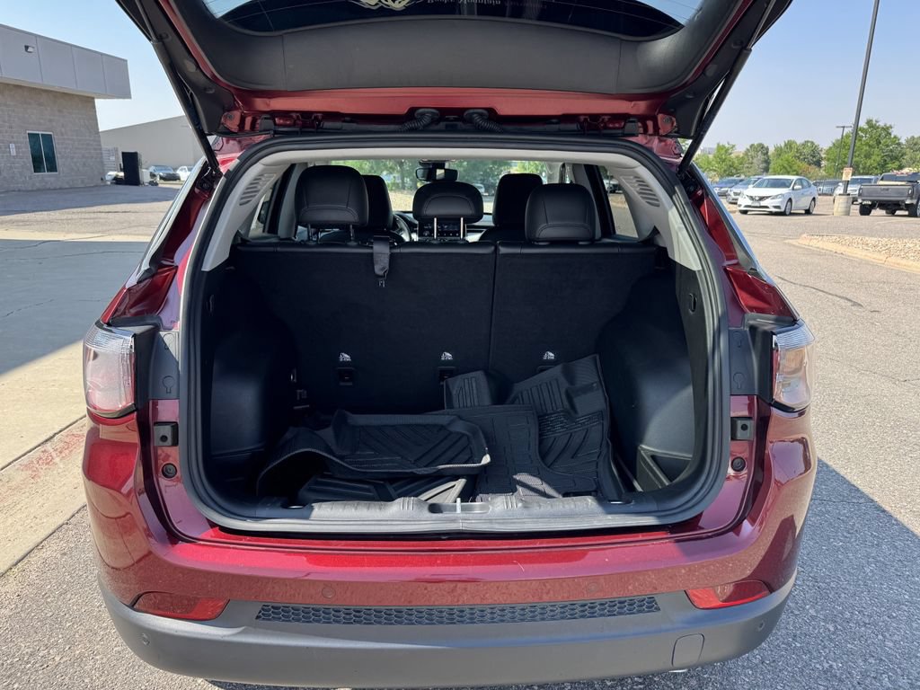 Used 2022 Jeep Compass Limited AWD/4WD image 11