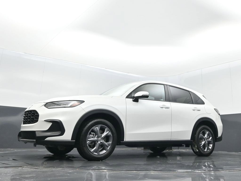 Certified 2026 Honda HR-V LX image 11