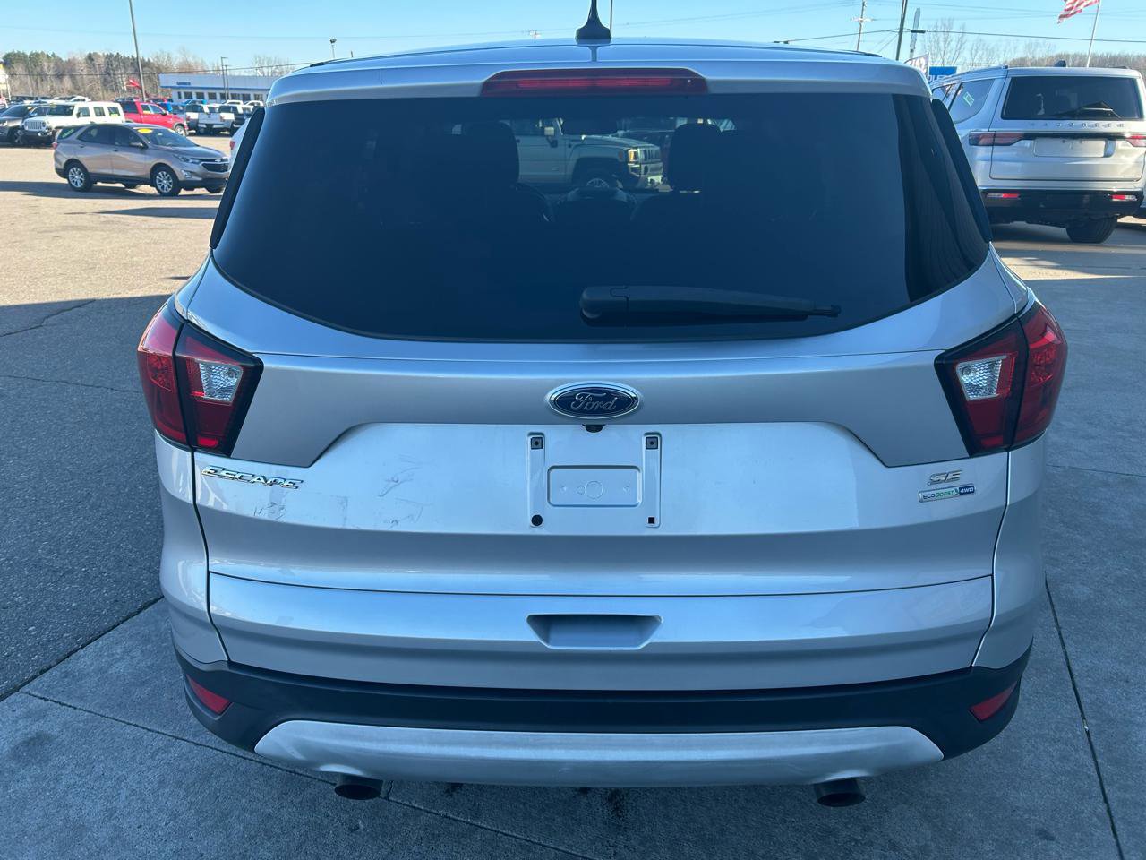 Used 2019 Ford Escape SE image 6