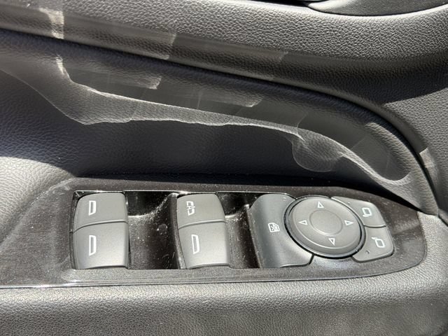 Used 2022 Chevrolet Equinox Premier FWD image 21