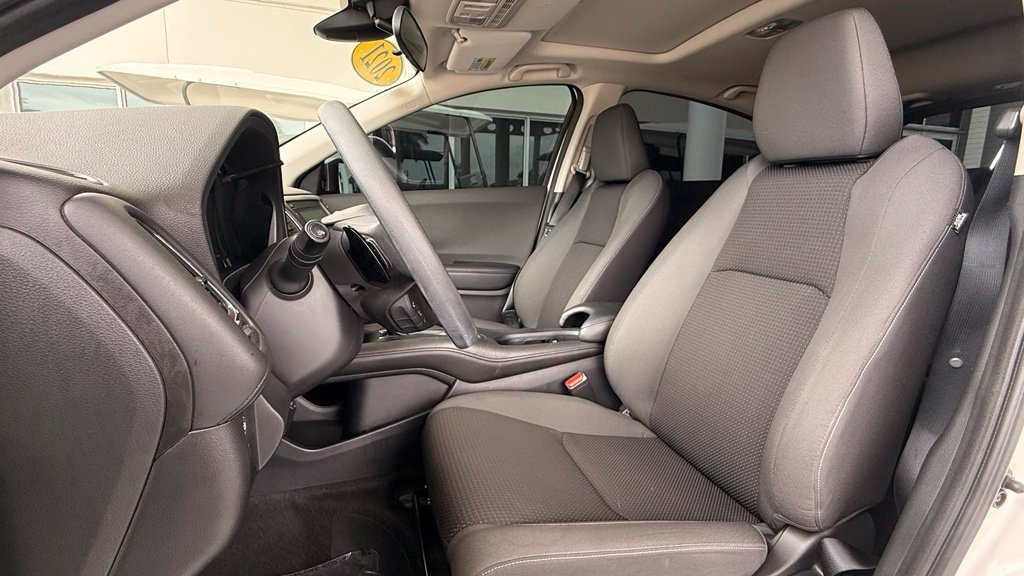Used 2021 Honda HR-V EX image 4