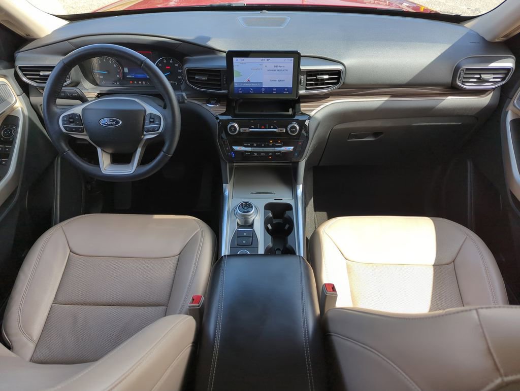 Used 2023 Ford Explorer Limited image 15