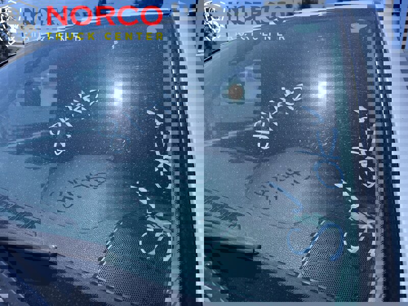 Used 2020 Toyota Tacoma SR image 28