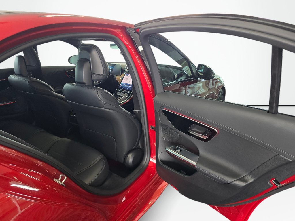 Used 2022 Mercedes-Benz C 300 4MATIC Sedan image 38