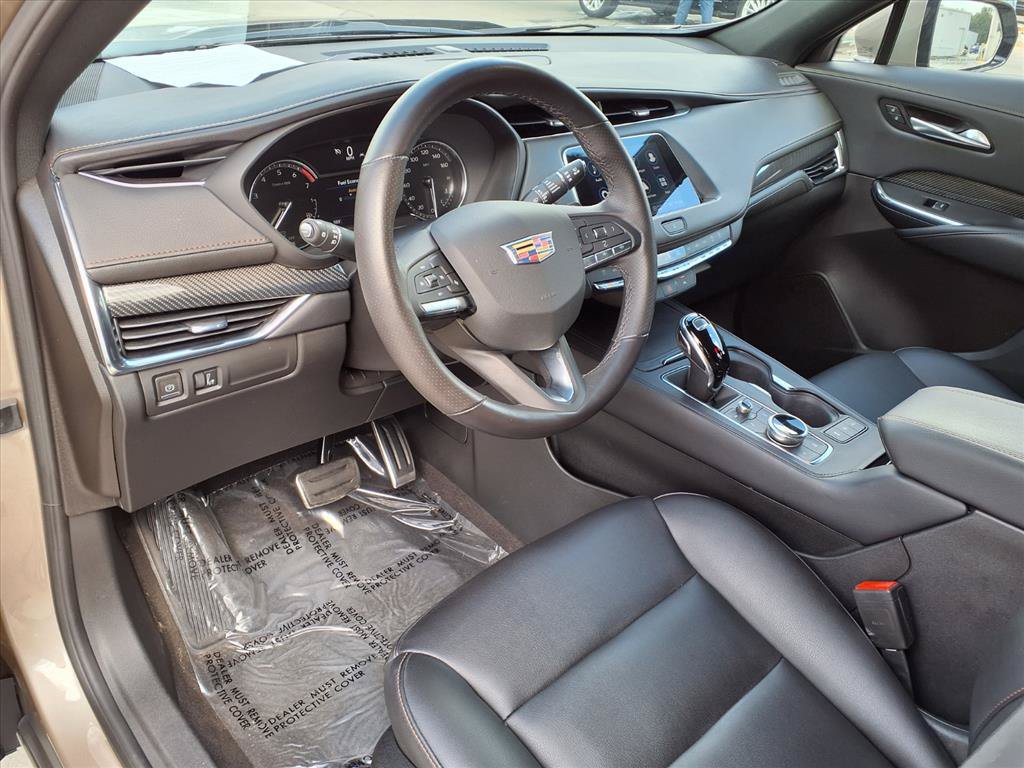 Used 2023 Cadillac XT4 Sport FWD image 18