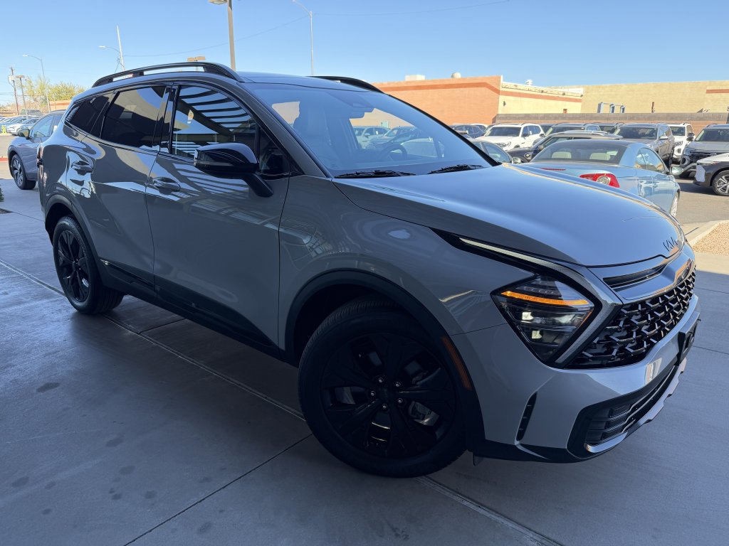 Used 2025 Kia Sportage X-Line w/ Premium Package image 6