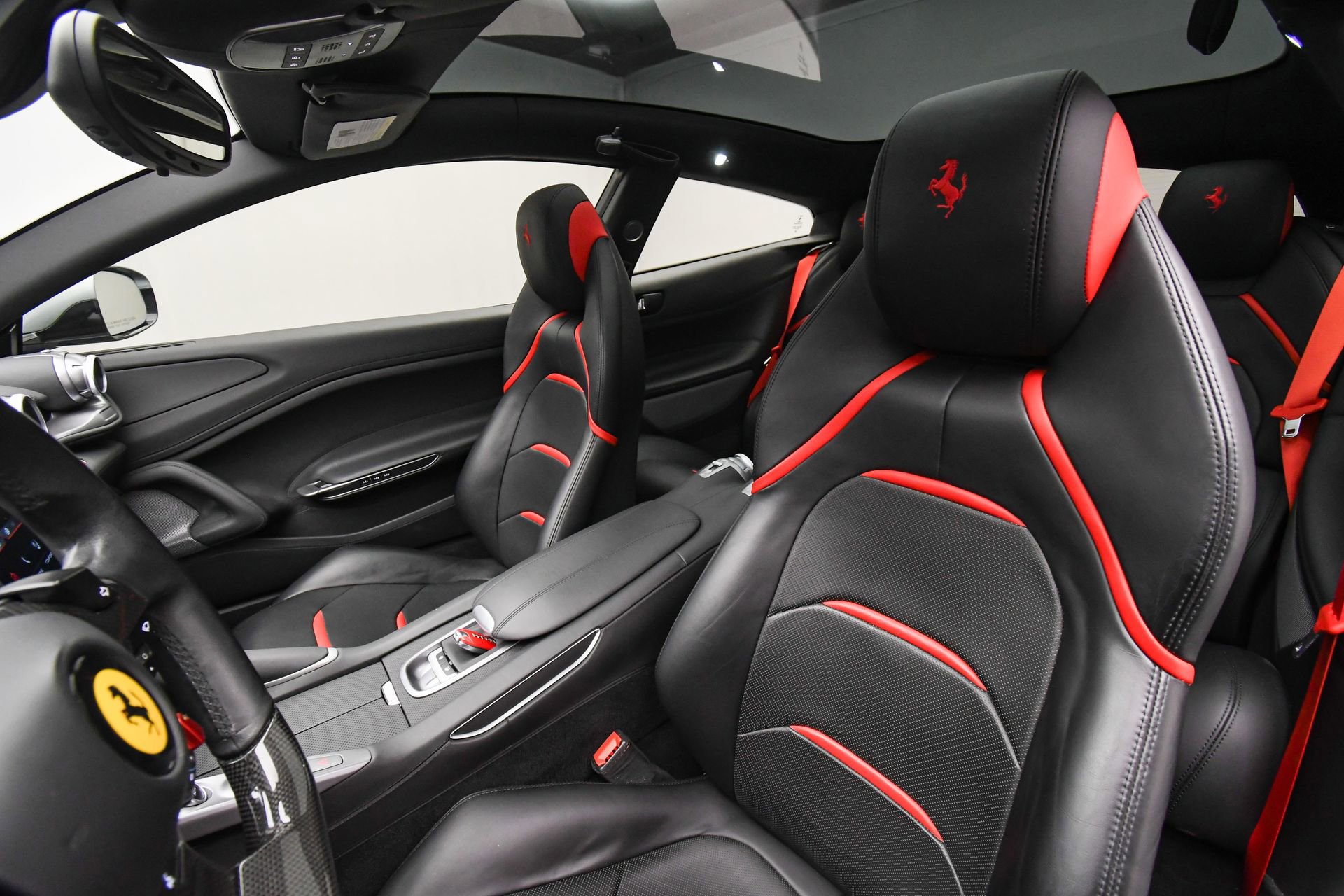 Used 2018 Ferrari GTC4Lusso T image 56