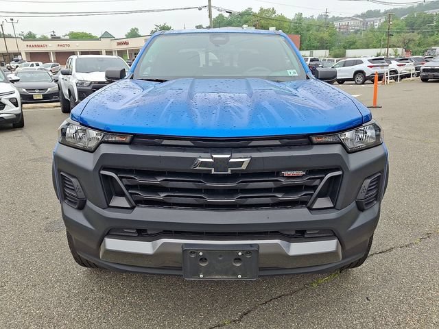Used 2023 Chevrolet Colorado Trail Boss w/ Advanced Trailering Package AWD/4WD image 2