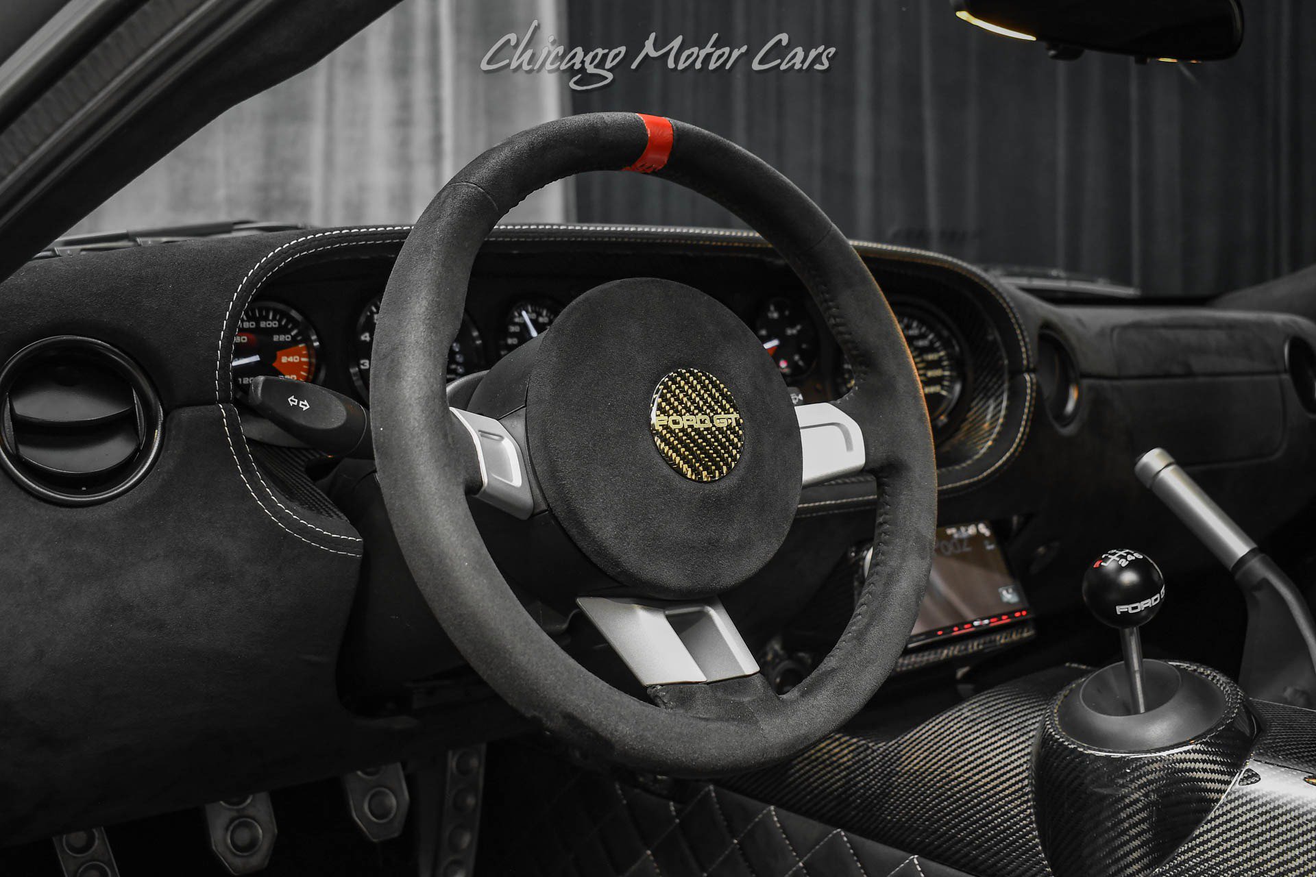 Used 2006 Ford GT image 10