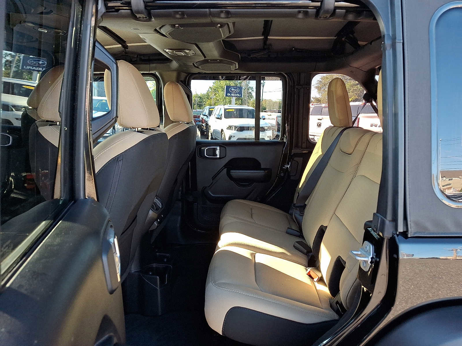 Used 2022 Jeep Wrangler Unlimited Sport image 10