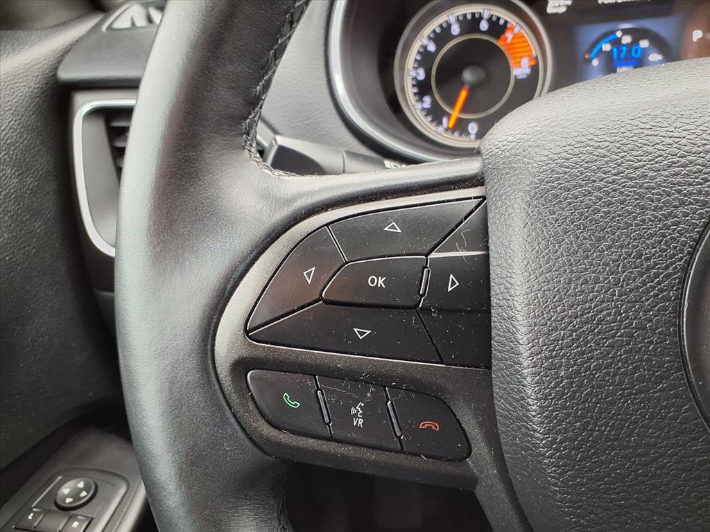 Used 2019 Jeep Cherokee Trailhawk w/ Comfort/Convenience Group image 14