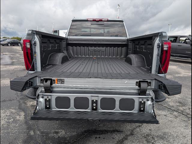 New 2026 GMC Sierra 2500 Denali w/ Denali Reserve Package image 18