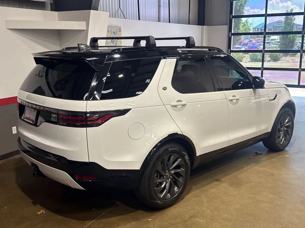 Used 2022 Land Rover Discovery S R-Dynamic AWD/4WD image 47