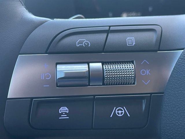 Used 2026 Hyundai Kona Limited image 9