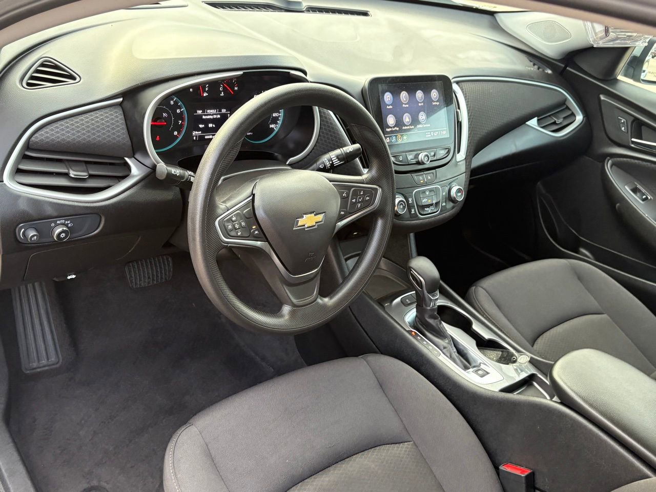 Used 2025 Chevrolet Malibu LS image 14