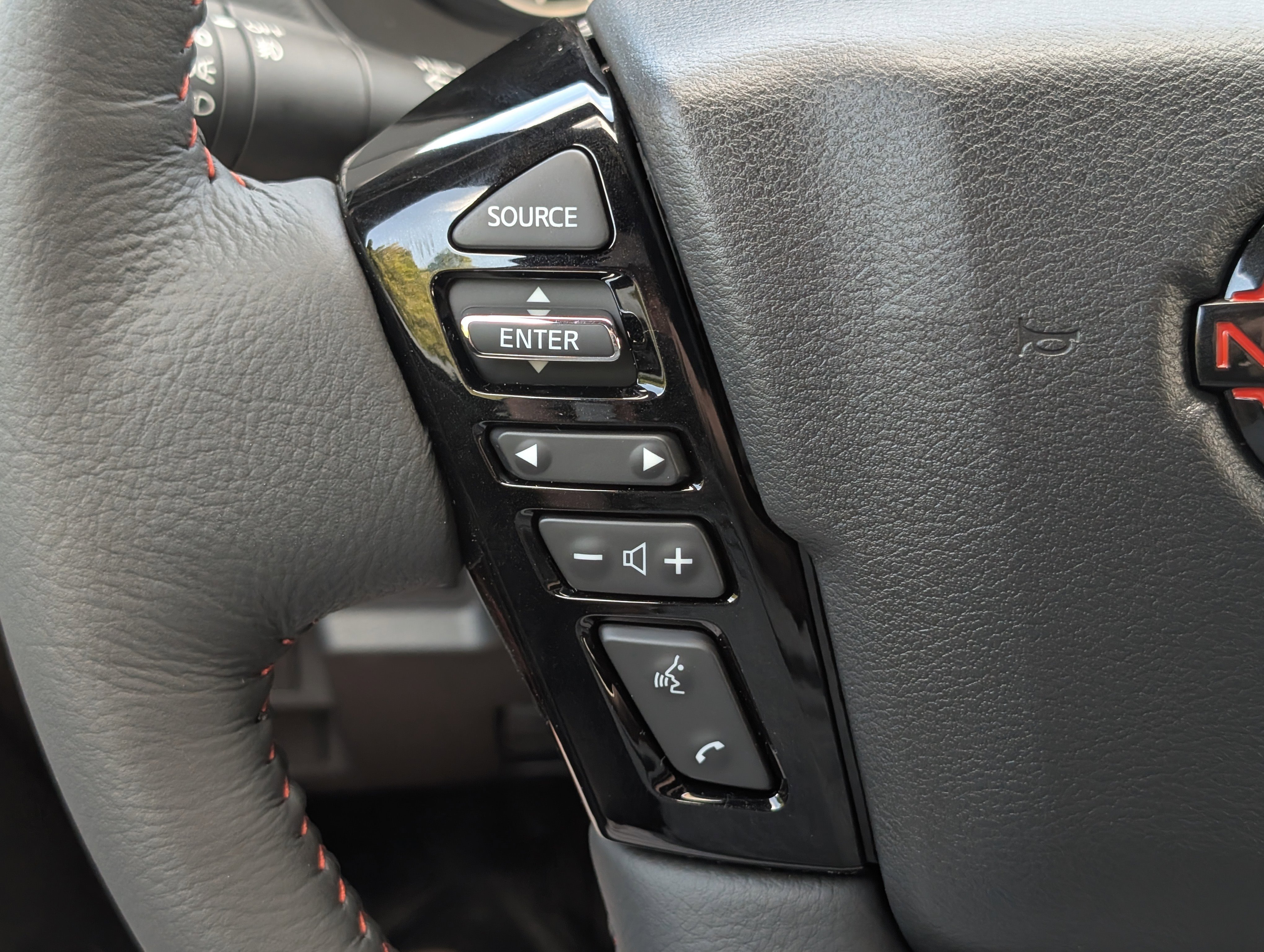 New 2026 Nissan Frontier Pro-X image 14