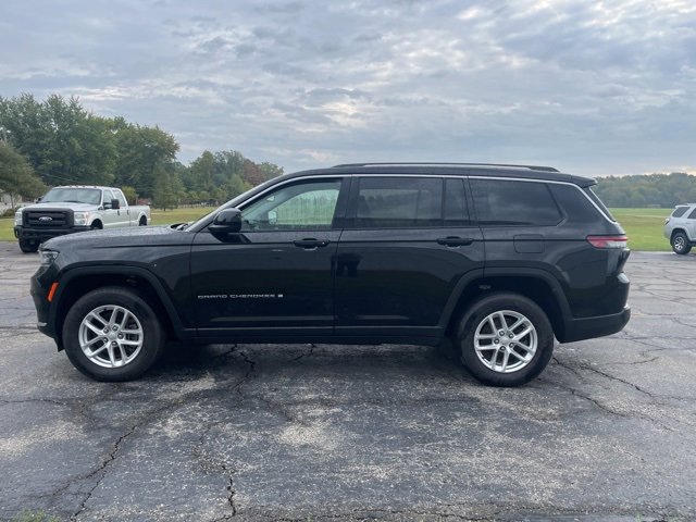 Used 2024 Jeep Grand Cherokee L Laredo image 12